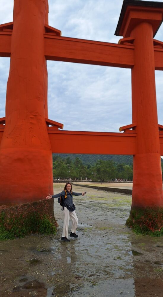 Miyayima-eiland-Japan shrine Japan bij blog over Jezelf leren uiten en opkomen voor jezelf met Reiki